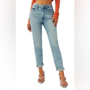 Good American Good Girlfriend High Rise Jeans Light Wash Size 12/31